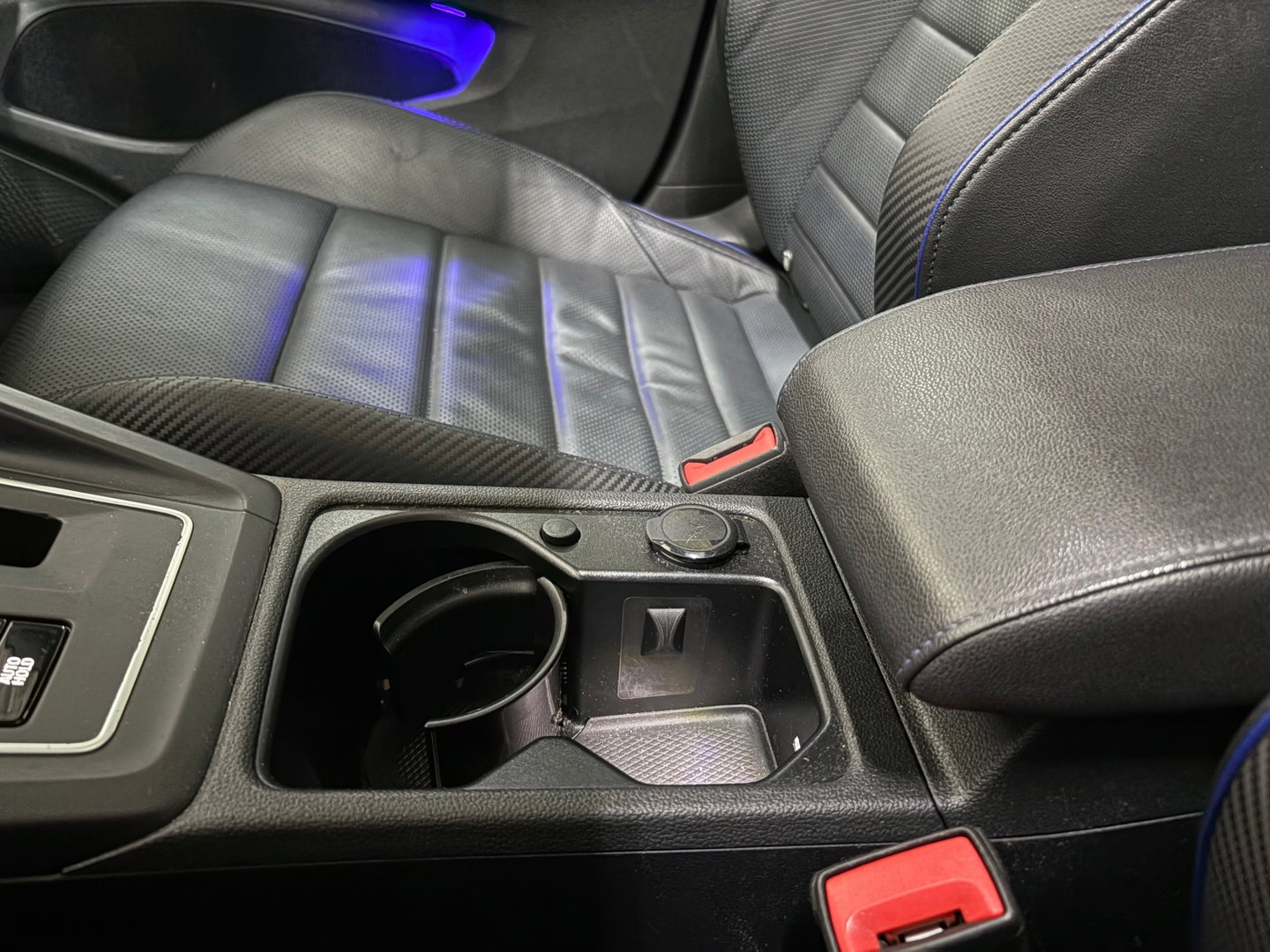 Volkswagen Golf 2.0 TSI R 4Motion, Pano, Akra, Downpipe, HK, HUD