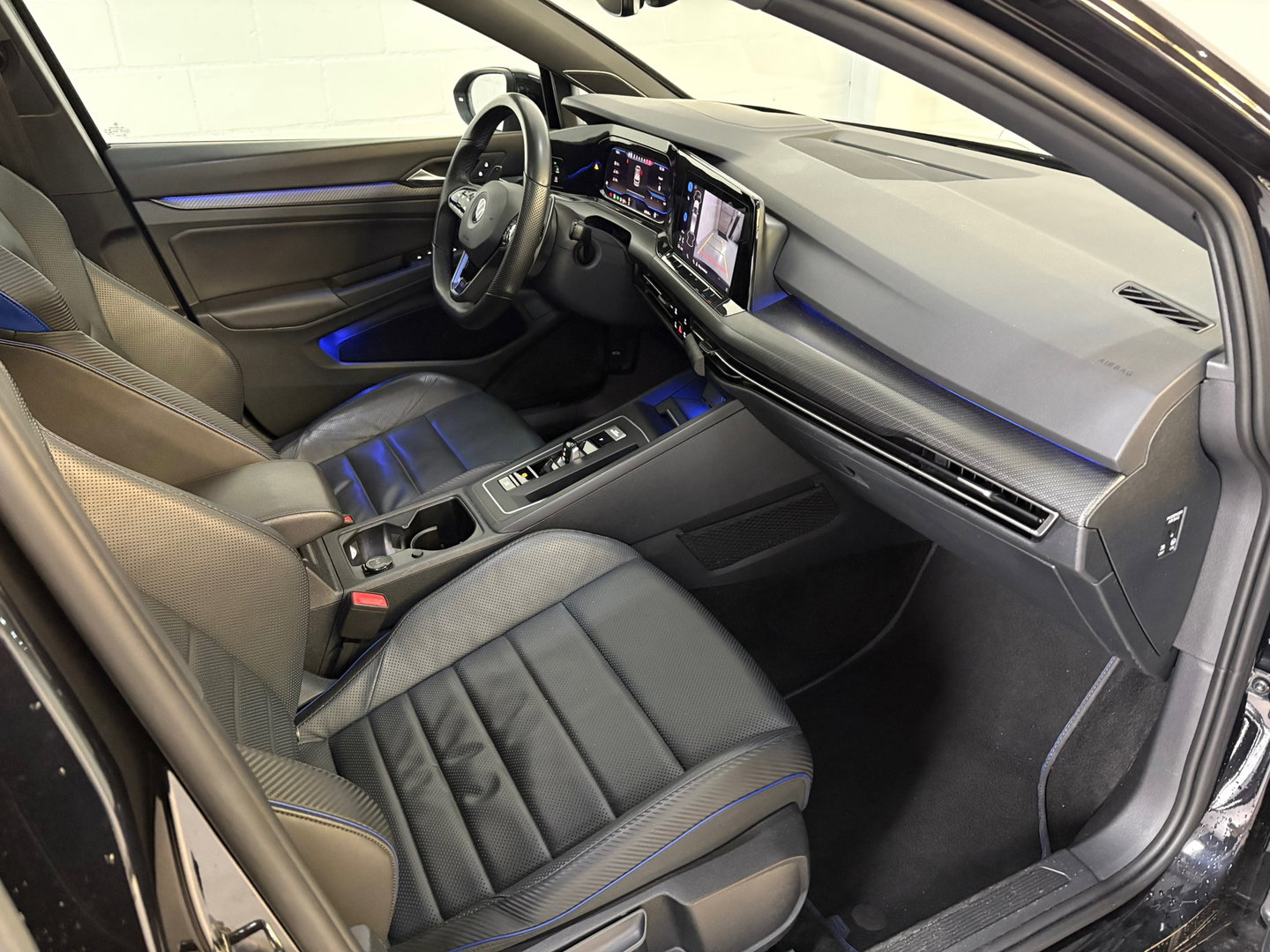 Volkswagen Golf 2.0 TSI R 4Motion, Pano, Akra, Downpipe, HK, HUD