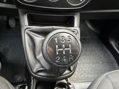 Fiat Fiorino 1.3 MJ SX / euro 6 diesel / bpm vrij / vaste prijs rijklaar € 6.950 ex btw / lease vanaf € 117 / airco / schuifdeur / pdc achter / ex schilders bus