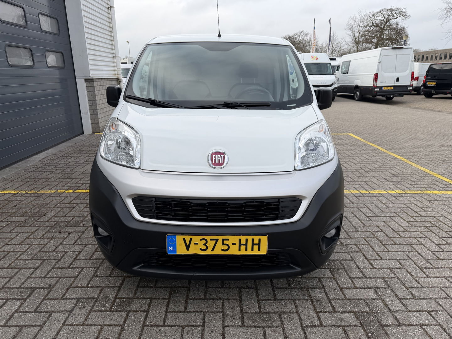 Fiat Fiorino 1.3 MJ SX / euro 6 diesel / bpm vrij / vaste prijs rijklaar € 6.950 ex btw / lease vanaf € 117 / airco / schuifdeur / pdc achter / ex schilders bus