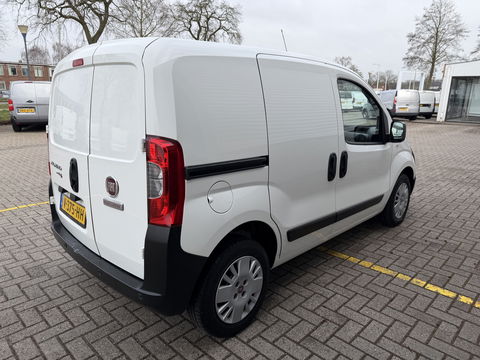 Fiat Fiorino 1.3 MJ SX / euro 6 diesel / bpm vrij / vaste prijs rijklaar € 6.950 ex btw / lease vanaf € 117 / airco / schuifdeur / pdc achter / ex schilders bus