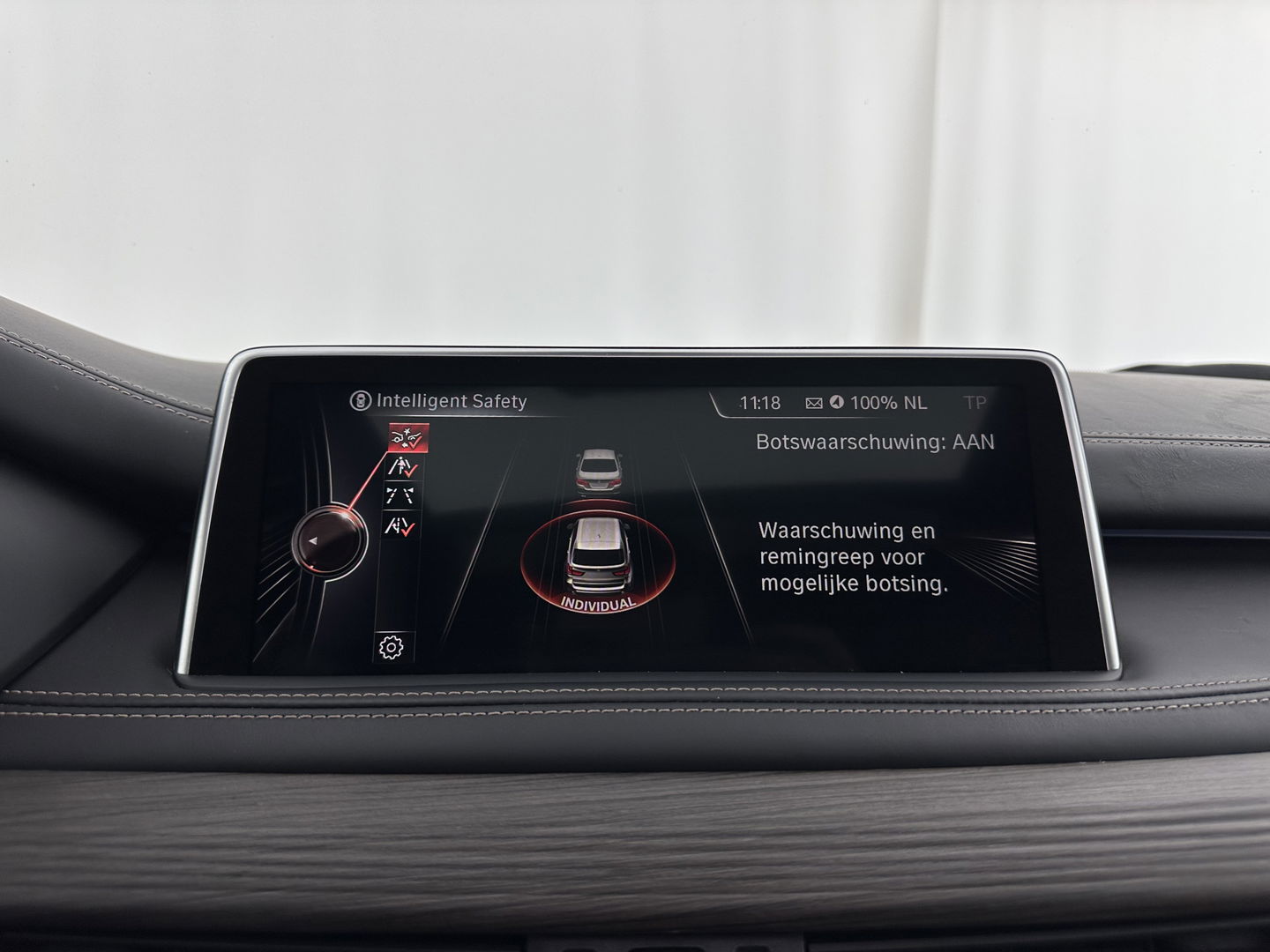 BMW X5 (Plug-In) xDrive40e M-Sportpack iPerformance High Executive Aut. *PANO | LEATHER | FULL-LED | MEMORY-PACK | BLINDSPOT | CAMERA | HIFI-SOUND | NAVI-FULLMAP | SHIFT-PADDLES | PRIVACYGLASS | ECC | HEAD-UP | PDC | CRUISE | 20''ALU*