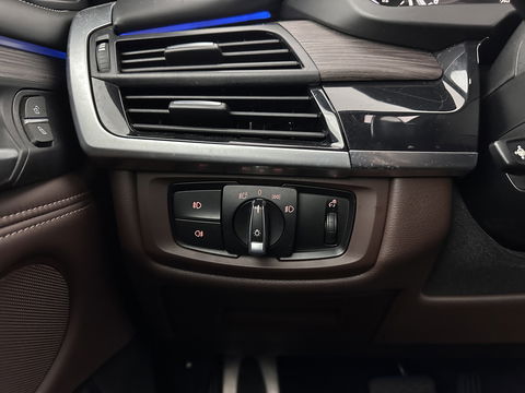 BMW X5 (Plug-In) xDrive40e M-Sportpack iPerformance High Executive Aut. *PANO | LEATHER | FULL-LED | MEMORY-PACK | BLINDSPOT | CAMERA | HIFI-SOUND | NAVI-FULLMAP | SHIFT-PADDLES | PRIVACYGLASS | ECC | HEAD-UP | PDC | CRUISE | 20''ALU*