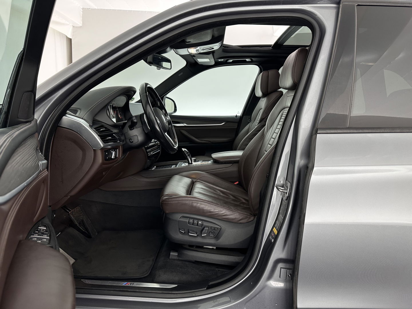 BMW X5 (Plug-In) xDrive40e M-Sportpack iPerformance High Executive Aut. *PANO | LEATHER | FULL-LED | MEMORY-PACK | BLINDSPOT | CAMERA | HIFI-SOUND | NAVI-FULLMAP | SHIFT-PADDLES | PRIVACYGLASS | ECC | HEAD-UP | PDC | CRUISE | 20''ALU*