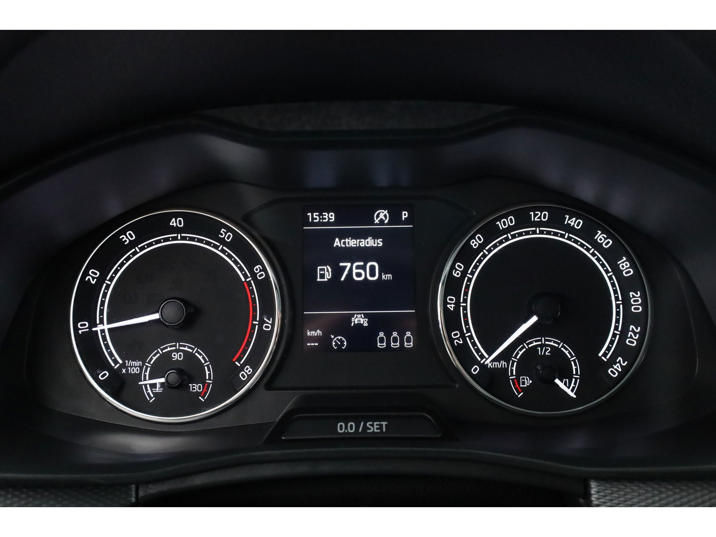 Škoda Kamiq 1.0 TSI Business Edition | Camera | All Season | Voorruitverw. | Cruise Control | LED | PDC V+A | CarPlay