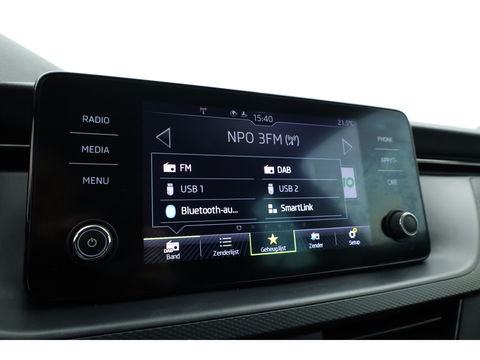 Škoda Kamiq 1.0 TSI Business Edition | Camera | All Season | Voorruitverw. | Cruise Control | LED | PDC V+A | CarPlay