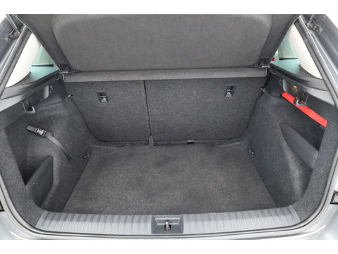 Škoda Kamiq 1.0 TSI Business Edition | Camera | All Season | Voorruitverw. | Cruise Control | LED | PDC V+A | CarPlay