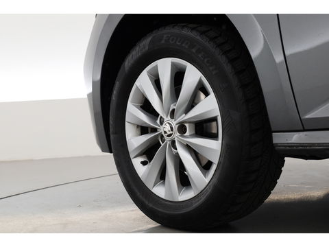 Škoda Kamiq 1.0 TSI Business Edition | Camera | All Season | Voorruitverw. | Cruise Control | LED | PDC V+A | CarPlay