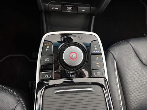 Kia e-Niro ExecutiveLine 64 kWh [ 3-Fase ] Aut. *PANO | LUXURY-LEATHER | JBL-AUDIO | FULL-LED | NAVI-FULLMAP | DAB | ADAPTIVE-CRUISE | CAMERA | MEMORY-PACK | LANE-ASSIST | CCS-FASTLOADER | KEYLESS | DIGI-COCKPIT | TOWBAR | 17"ALU*