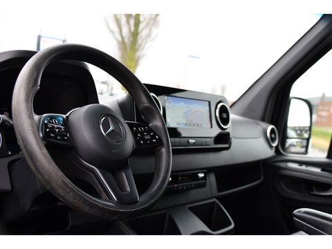 Mercedes-Benz Sprinter 314 2.2 CDI L2H1 Black Edition Camera, Cruise, Carplay, LED, 10,5'' Mbux, Leder, Automaat, Multimedia, Uniek!