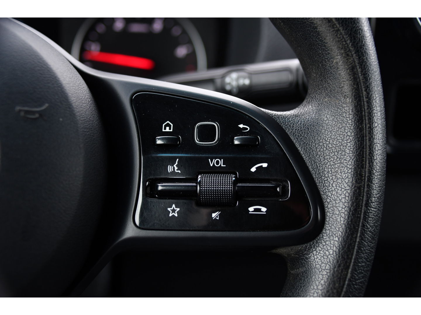 Mercedes-Benz Sprinter 314 2.2 CDI L2H1 Black Edition Camera, Cruise, Carplay, LED, 10,5'' Mbux, Leder, Automaat, Multimedia, Uniek!