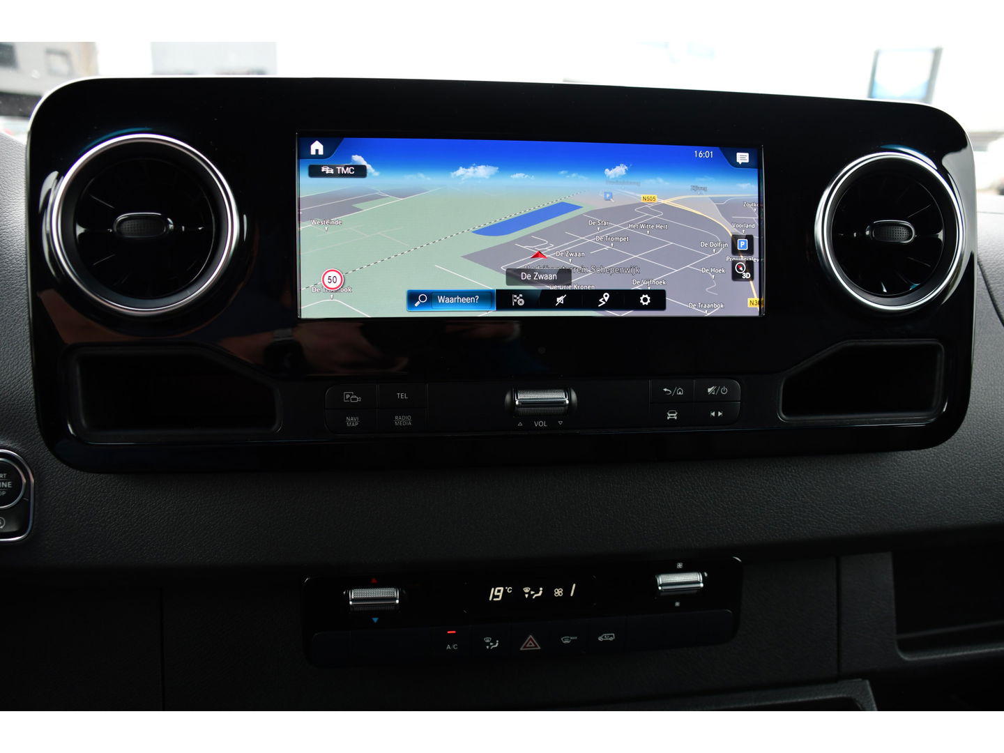 Mercedes-Benz Sprinter 314 2.2 CDI L2H1 Black Edition Camera, Cruise, Carplay, LED, 10,5'' Mbux, Leder, Automaat, Multimedia, Uniek!