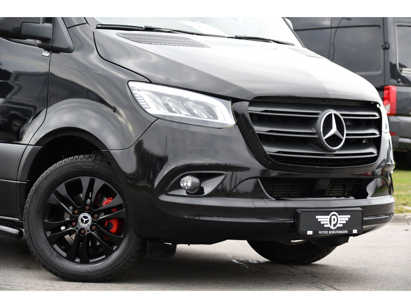 Mercedes-Benz Sprinter 314 2.2 CDI L2H1 Black Edition Camera, Cruise, Carplay, LED, 10,5'' Mbux, Leder, Automaat, Multimedia, Uniek!