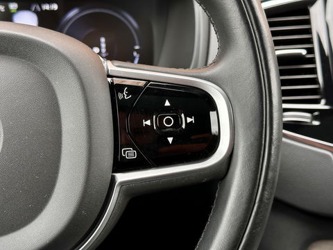 Volvo XC90 2.0 T8 Recharge AWD Inscription | Panoramadak | 7 persoons | Luchtvering | H&K | HUD | Stoel-Verwarming/Ventilatie/Massage | Stuurverwarming | Elektrische Zwenkhaak | Apple Carplay | Android Auto |