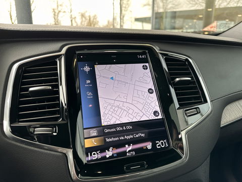Volvo XC90 2.0 T8 Recharge AWD Inscription | Panoramadak | 7 persoons | Luchtvering | H&K | HUD | Stoel-Verwarming/Ventilatie/Massage | Stuurverwarming | Elektrische Zwenkhaak | Apple Carplay | Android Auto |