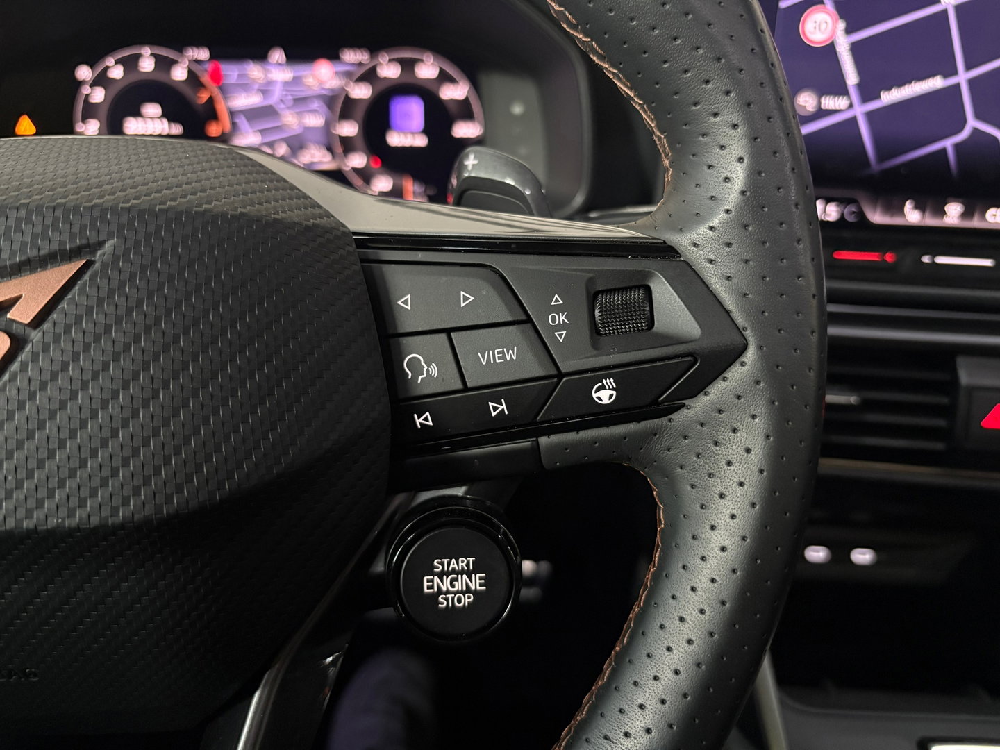 CUPRA Formentor 2.0 TSI DSG 4drive vz extreme Pano*Full-option