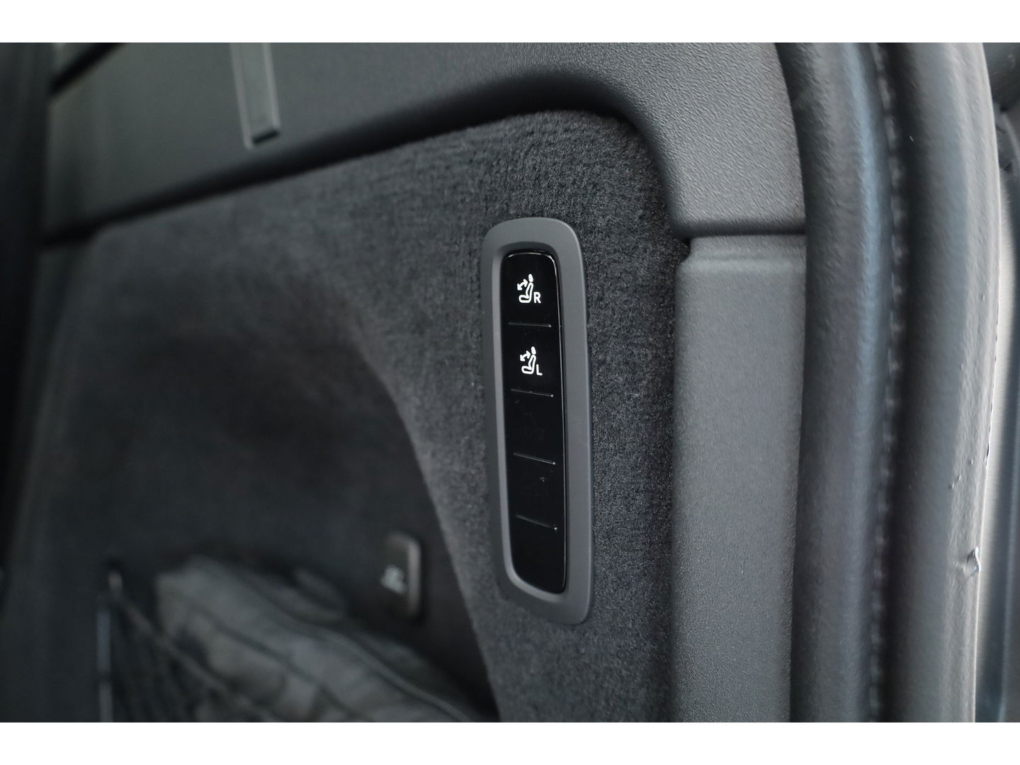 Volvo EX90 Twin Performance Ultra 7p. 111 kWh | 517 PK| Bowers & Wilkins | Head-up | Massage | 22 '' | Matrix LED | Pilot Assist | Park Pilot |