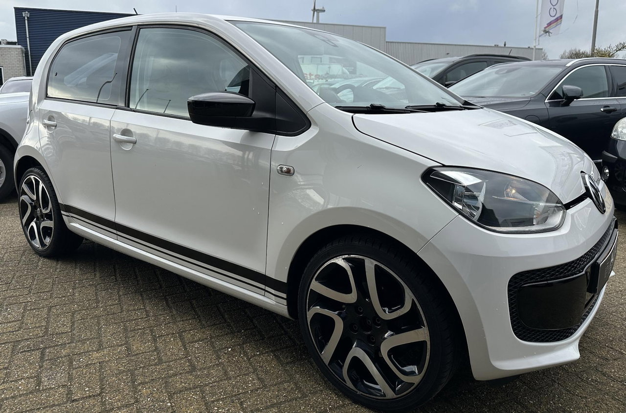 Volkswagen up!