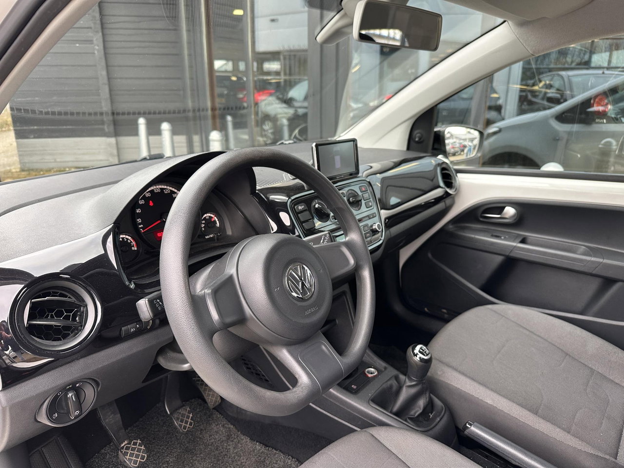 Volkswagen up!
