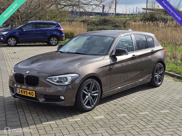 BMW 1 Serie - 114i Sport EDE Executive MPakket