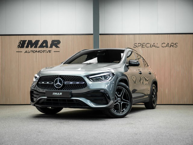 Mercedes-Benz GLA - 200 AMG Line