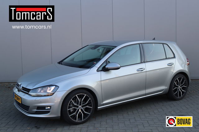 Volkswagen Golf - 1.4 TSI 140PK Automaat Highline Carplay-android/Stoelverwarming/Camera/Parkeerhulp