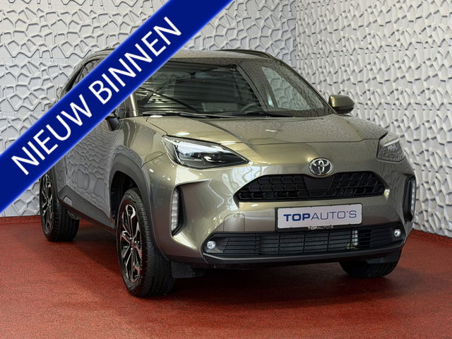 Toyota Yaris Cross - 1.5 HYBRID DYNAMIC STOEL/STUUR VERW. 17''LMV KEYLESS CAMERA LED ZWARTE HEMEL ✅ Top Auto's Wijchen , Al 30 Jaar verkoop van Toyota , Type's Launch / Executive / Dynamic / First Edition / Business / Zowel Phev / Hev / Benzine / met fabrieksgarantie ✅