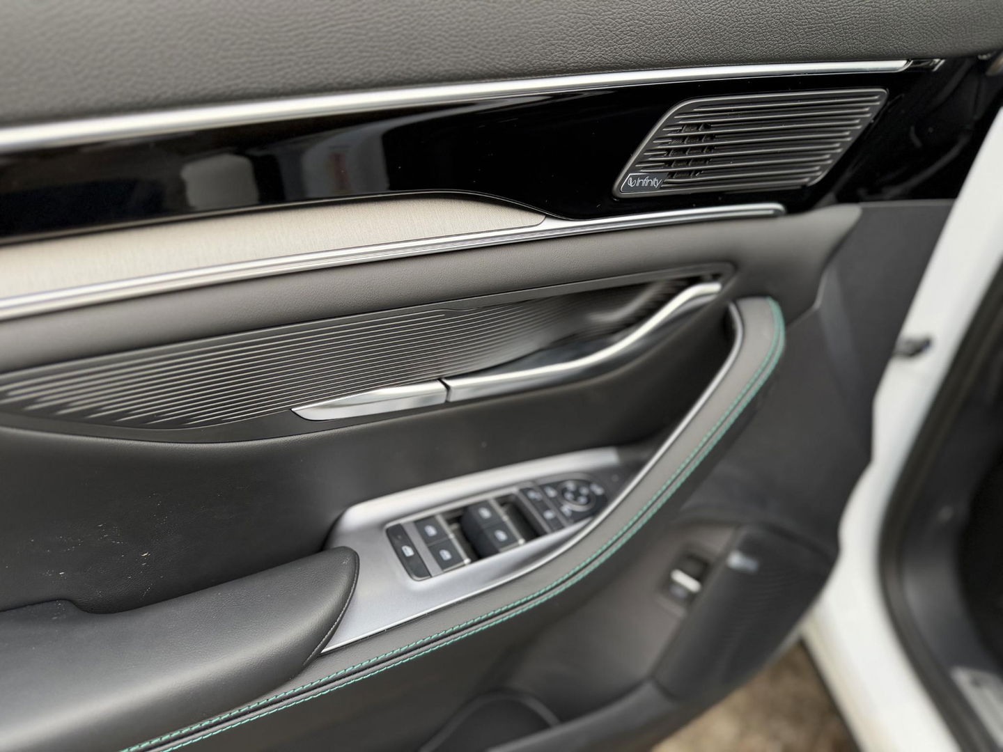 BYD SEAL U 1.5 T DM-i boost Full options