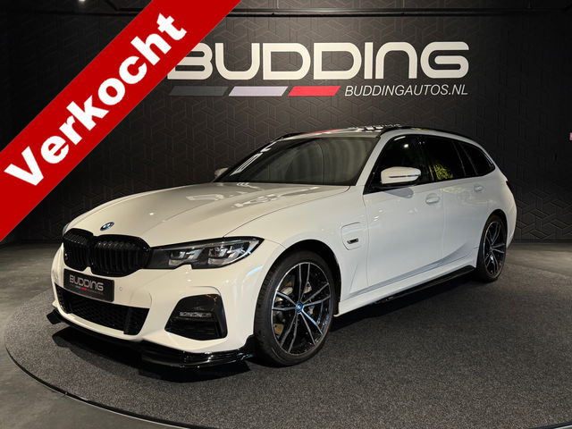 BMW 3 Serie - Touring 330e High Exe | M-performance | Pano | Trekhaak