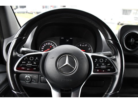 Mercedes-Benz Sprinter 317 1.9 CDI L2H2 RWD PB Edition Camera, Cruise, Carplay, LED, Leder, Stoelverwaming, 170pk, Trekhaak, Automaat, Mbux, Uniek!