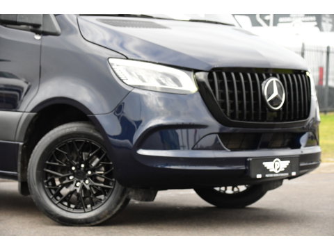 Mercedes-Benz Sprinter 317 1.9 CDI L2H2 RWD PB Edition Camera, Cruise, Carplay, LED, Leder, Stoelverwaming, 170pk, Trekhaak, Automaat, Mbux, Uniek!
