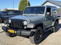 Jeep Wrangler - 3.6 Sahara Benzine Automaat Cabrio 4-Persoons 2014