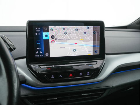 Volkswagen ID.4 First 77 kWh [ 3-Fase-11kW ] {SOH-83%} (INCL-BTW) *LEATHER-MICROFIBRE | FULL-LED | CRUISE | HEATED-COMFORTSEATS | DIGI-COCKPIT | AMBIENTLIGHT | NAVI-FULLMAP | PDC | TOWBAR | PRIVACY-GLASS | CAMERA | 20''ALU*