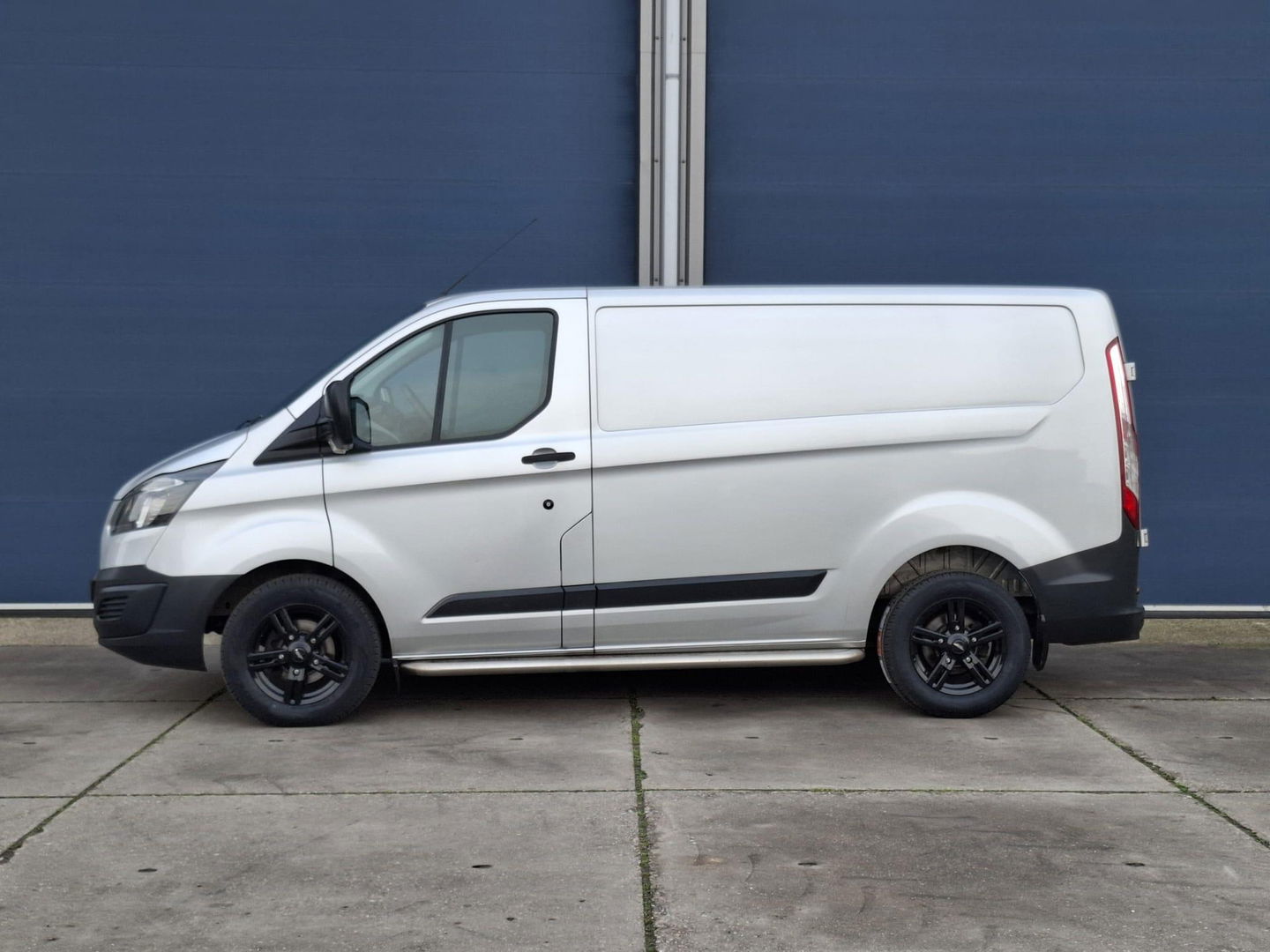 Ford Transit Custom 270 2.0 TDCI L1H1 Economy Edition AIRCO / TREKHAAK / EURO 6 / 3 ZITS