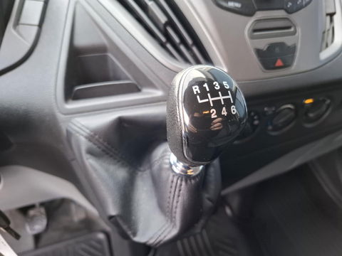 Ford Transit Custom 270 2.0 TDCI L1H1 Economy Edition AIRCO / TREKHAAK / EURO 6 / 3 ZITS