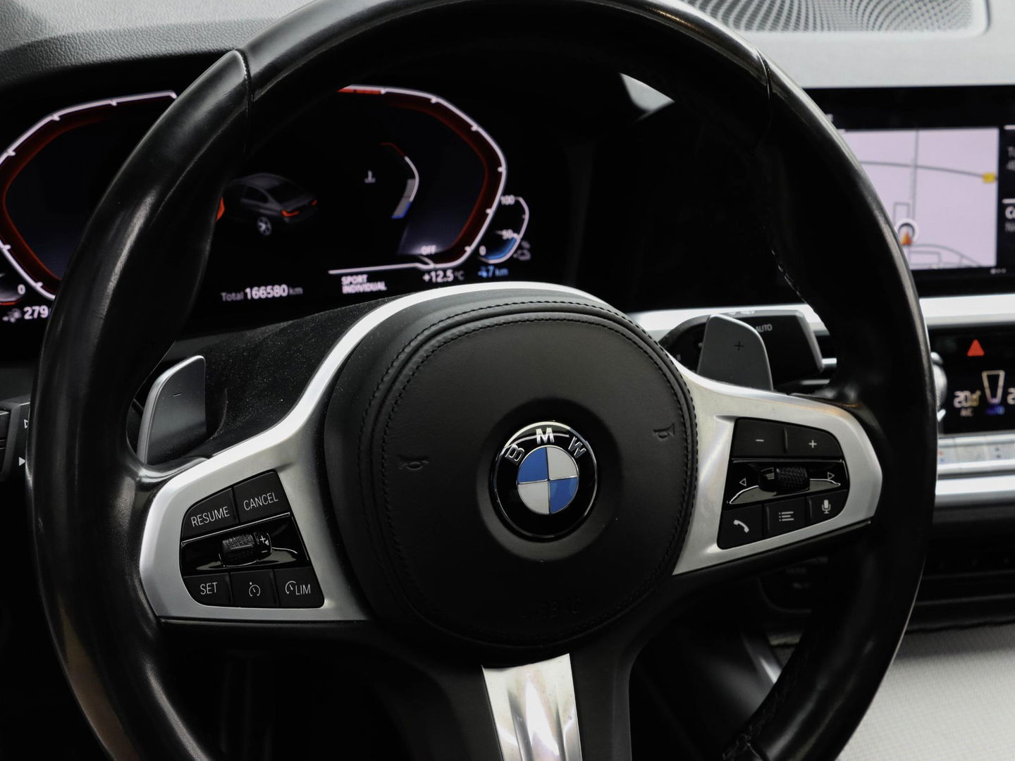 BMW 3-serie 330e eDrive Edition 292PK M Sport | Schuifdak | Camera