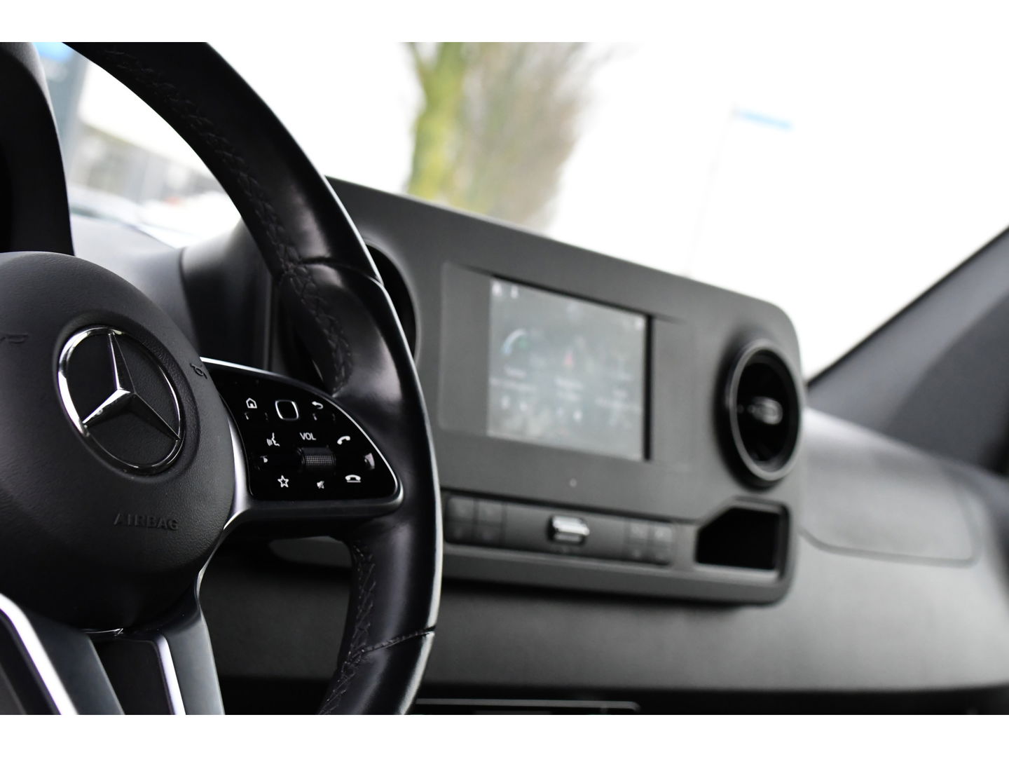 Mercedes-Benz Sprinter 317 1.9 CDI DC L2H1 RWD PB Edition Camera, Cruise, Carplay, 170pk, Automaat, LED, Stoelverwarming, NAVI, Multimedia, Uniek! Dubbel cabine