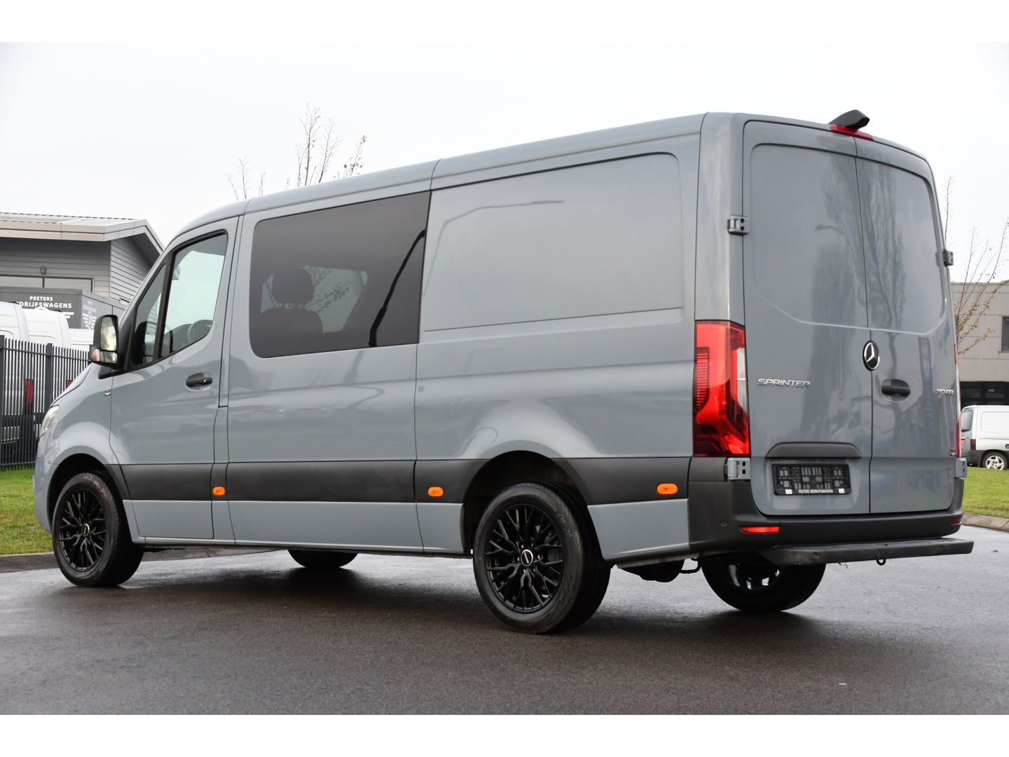 Mercedes-Benz Sprinter 317 1.9 CDI DC L2H1 RWD PB Edition Camera, Cruise, Carplay, 170pk, Automaat, LED, Stoelverwarming, NAVI, Multimedia, Uniek! Dubbel cabine