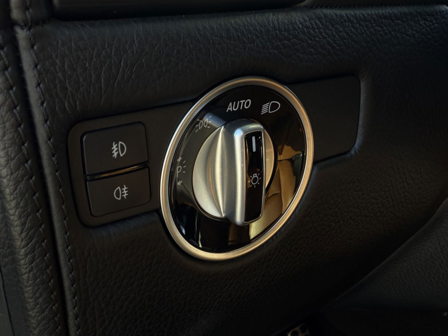 Mercedes-Benz G-Klasse G350 V6 / AMG / Designo / grijs kenteken / LED