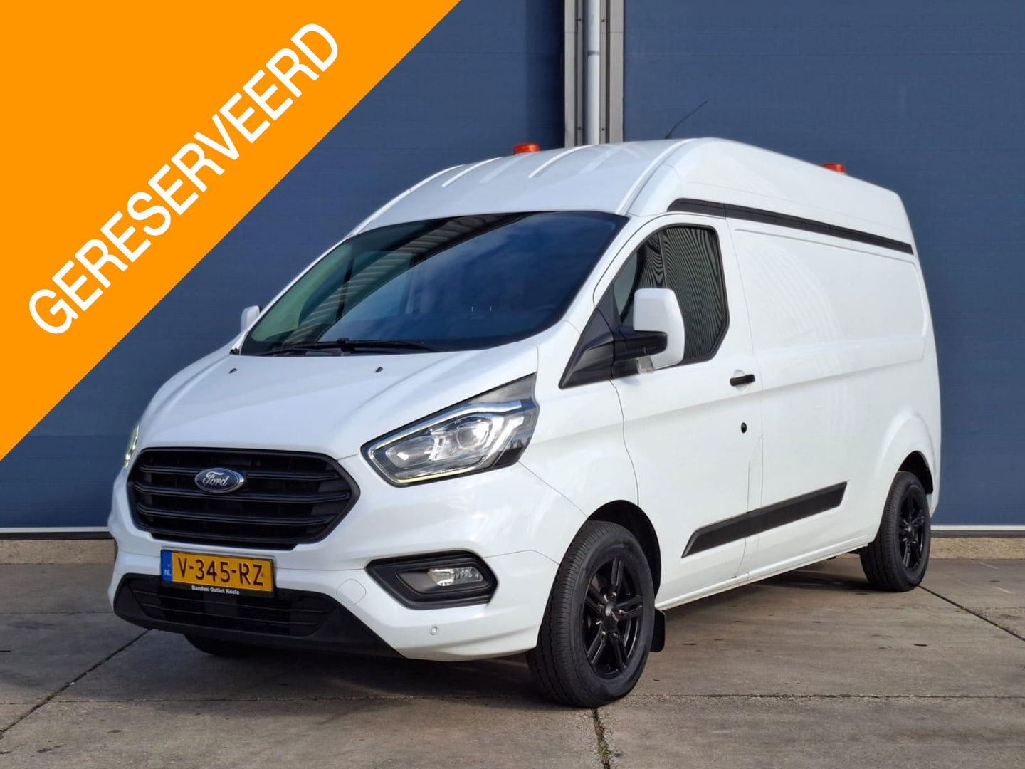 Ford Transit Custom 320 2.0 TDCI L2H2 Trend AIRCO / CRUISE CONTROLE / VERHOOGD / N.A.P / EURO 6