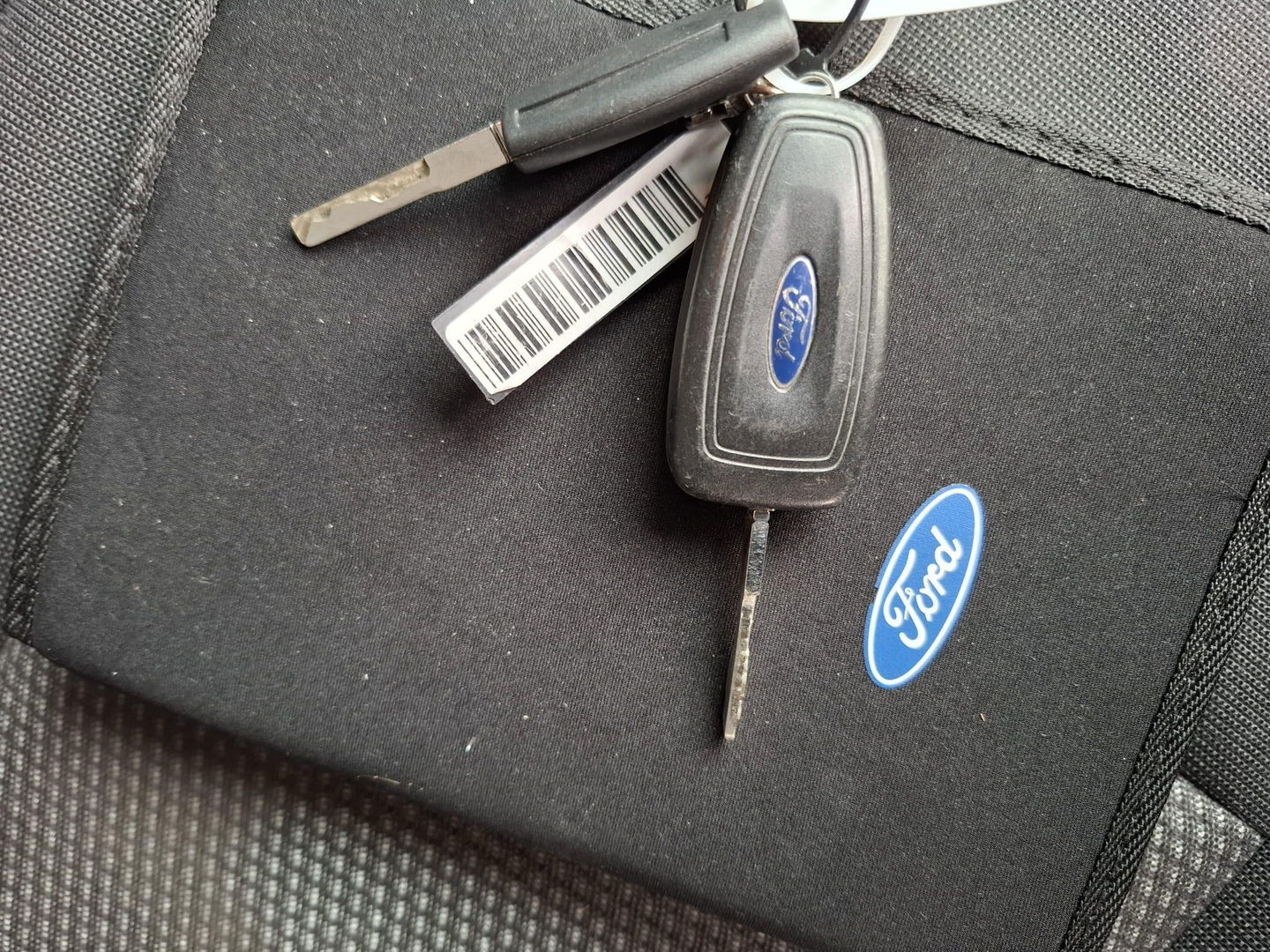 Ford Transit Custom 270 2.0 TDCI L1H1 Economy Edition AIRCO / TREKHAAK / EURO 6 / 3 ZITS