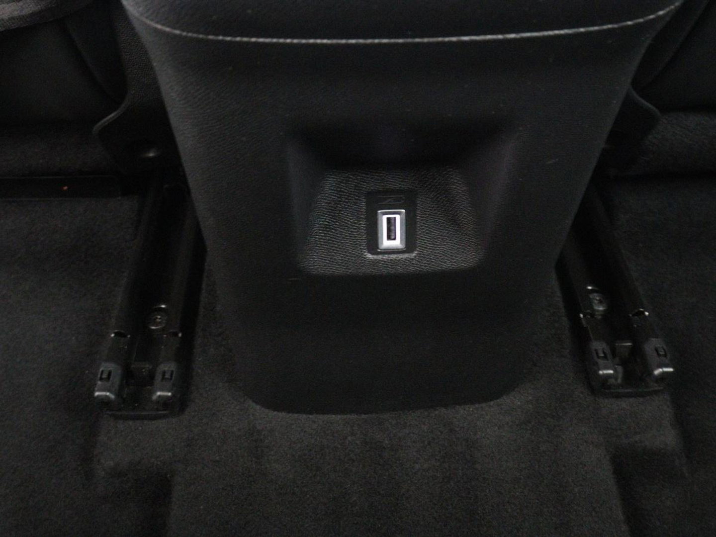 Citroën C5 Aircross 1.6 Plug-in Hybrid 225 Business | SOH 96% | Carplay | Navigatie | Climate control | Bluetooth | Cruise control | 18'' | Parkeerhulp | PHEV