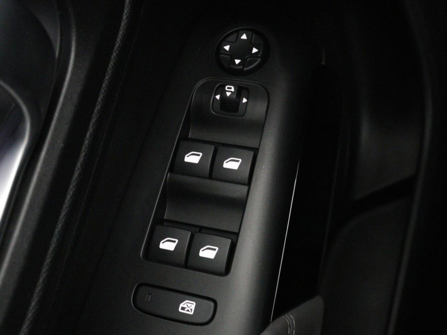 Citroën C5 Aircross 1.6 Plug-in Hybrid 225 Business | SOH 96% | Carplay | Navigatie | Climate control | Bluetooth | Cruise control | 18'' | Parkeerhulp | PHEV