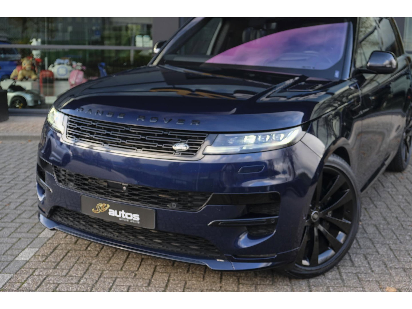 Land Rover Range Rover Sport D350 350pk Autobiography Panoramadak Massage Stoelkoeling Meridian 3d Trekhaak 24" LMV