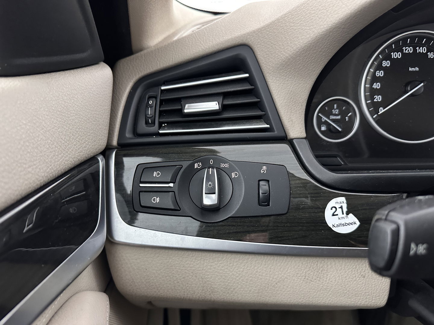 BMW 5 Serie Touring 525xd High Executive AWD Aut*  LEATHER | BI-XENON | HEATED-SPORTSEATS | NAVI-FULLMAP | ECC | PDC | 17"ALU*