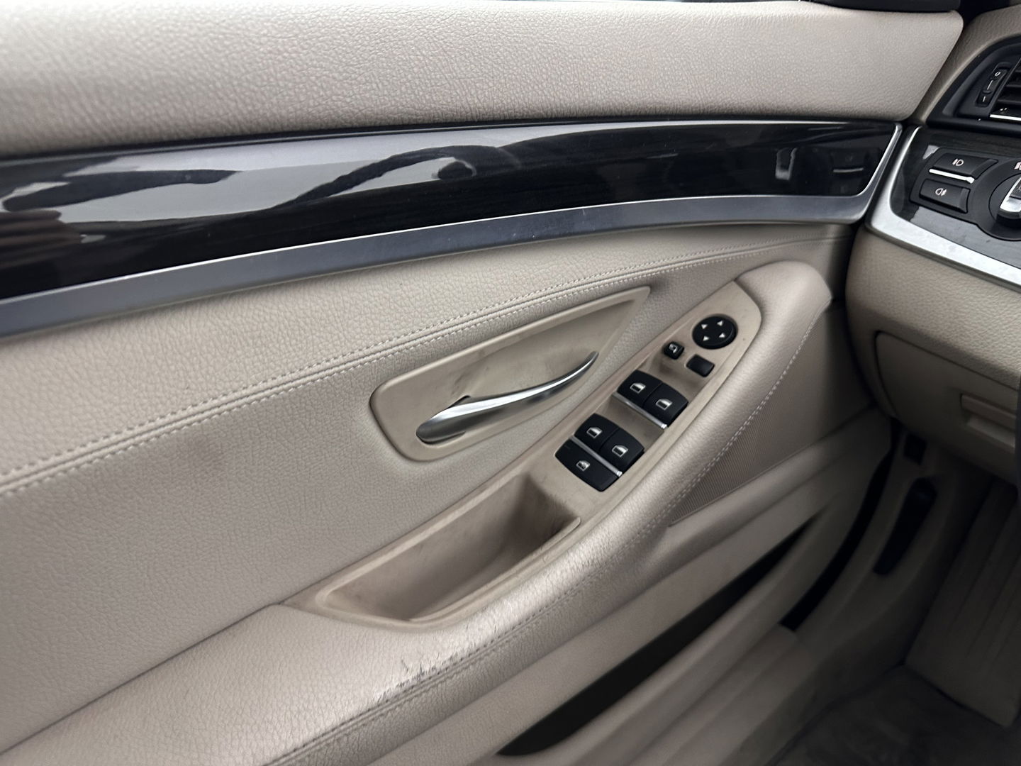 BMW 5 Serie Touring 525xd High Executive AWD Aut*  LEATHER | BI-XENON | HEATED-SPORTSEATS | NAVI-FULLMAP | ECC | PDC | 17"ALU*