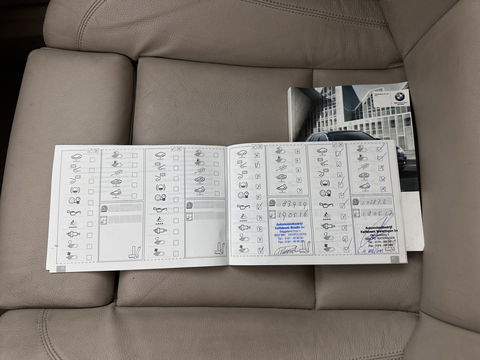 BMW 5 Serie Touring 525xd High Executive AWD *AUT | LEATHER | BI- XENON | HEATED-SPORTSEATS | NAVI-FULLMAP | ECC | PDC | 17"ALU*