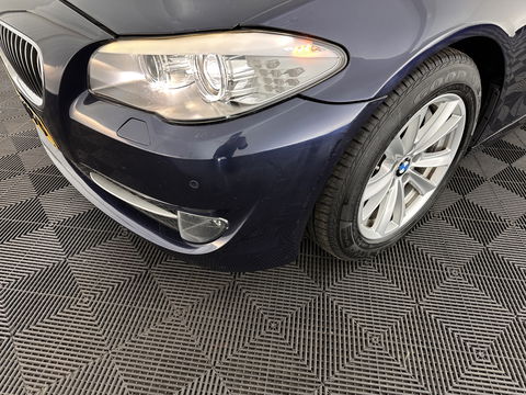 BMW 5 Serie Touring 525xd High Executive AWD *AUT | LEATHER | BI- XENON | HEATED-SPORTSEATS | NAVI-FULLMAP | ECC | PDC | 17"ALU*