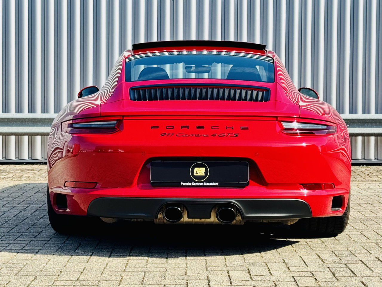 Porsche 911