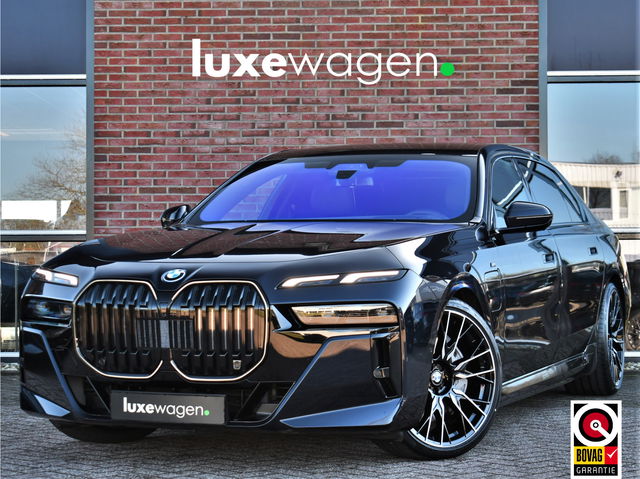 BMW 7 Serie - 750e xDrive M-Sport Exe-Lounge Theatre Connoisseur Climate-Acoustic